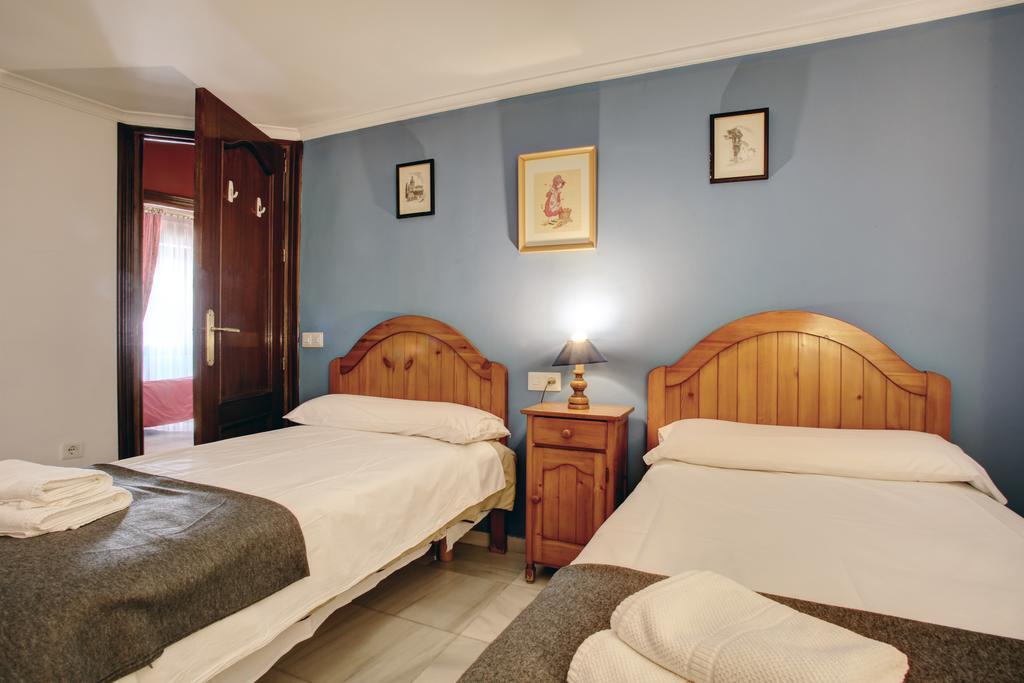 Holiday House Abul Beka Ronda Rum bild