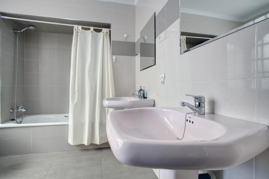 Holiday House Abul Beka Ronda Rum bild