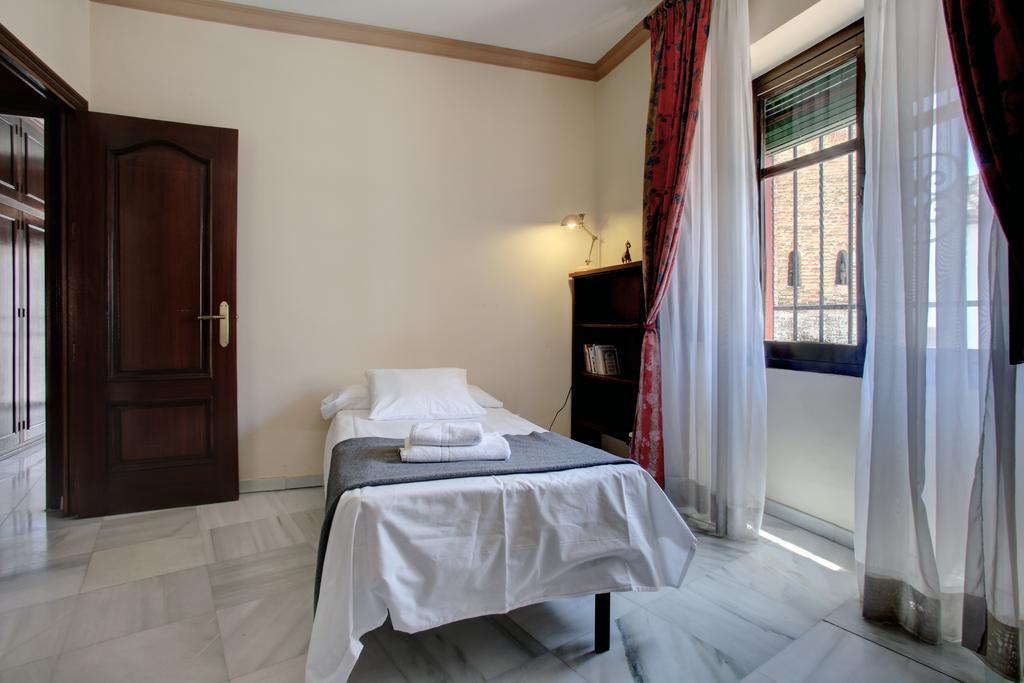 Holiday House Abul Beka Ronda Rum bild